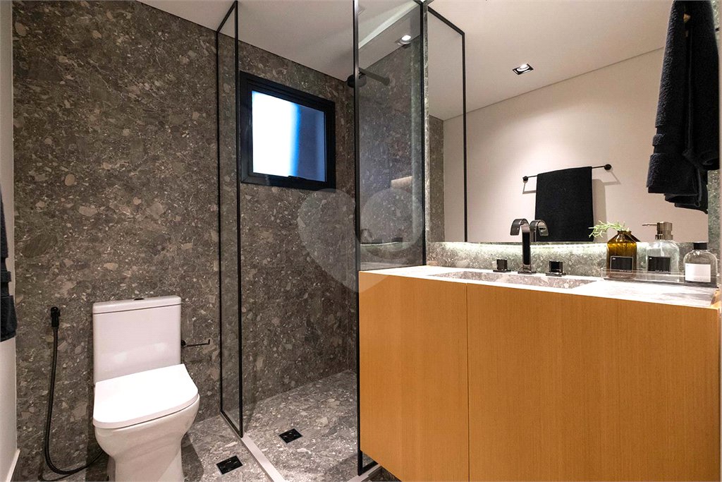 Apartamento à venda com 2 quartos, sendo 1 suíte, em Pinheiros, São Paulo, SP