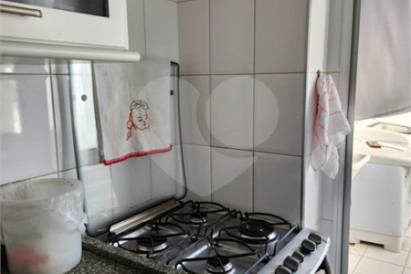 Apartamento à venda com 3 quartos, sendo 1 suíte,  em Vila Monumento, São Paulo, SP