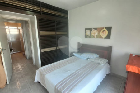 Apartamento à venda com 1 quarto no Centro, Mongaguá, SP