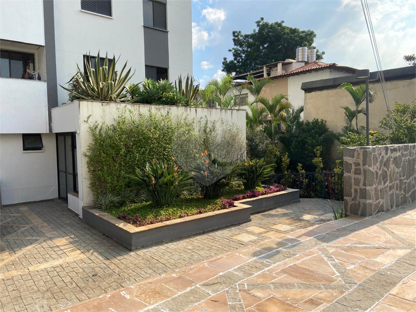 Apartamento para alugar com 3 quartos, sendo 1 suíte,  em Jardim Bonfiglioli, São Paulo, SP