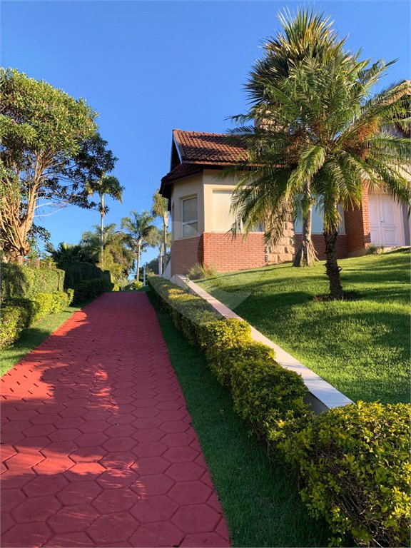 Casa Térrea à venda com 3 quartos, sendo 1 suíte, em Alpes D'ouro, Bom Jesus dos Perdões, SP