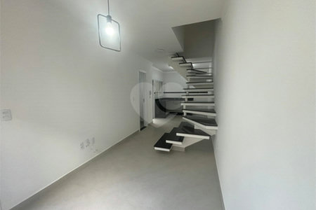 Casa à venda com 2 quartos no condomínio Village Caprese, Sorocaba - SP