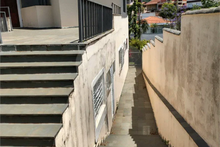 Casa à venda ou para alugar com 5 quartos, sendo 2 suítes, em Jardim Dos Estados, Poços de Caldas - MG