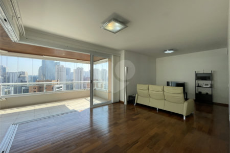 Apartamento à venda com 4 suítes em Brooklin, São Paulo, SP