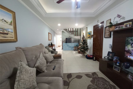 Sobrado à venda com 3 quartos, sendo 1 suíte, em Vila Lúcia, São Paulo, SP