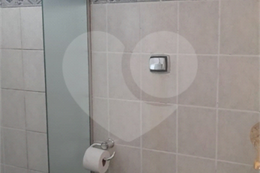 Sobrado à venda com 4 quartos, sendo 1 suíte,  em Parque Novo Mundo, São Paulo, SP