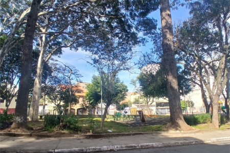 Casa à venda com 2 quartos no condomínio Sintra, São Paulo - SP