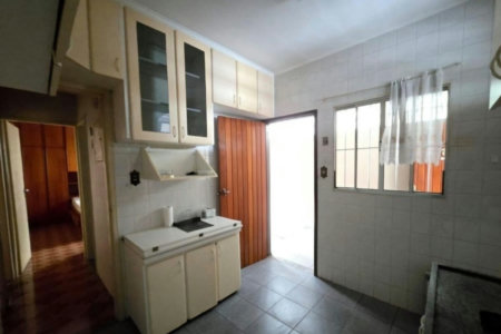 Casa espaçosa com edícula e 218 m² muito bem aproveitados! Conjunto Residencial Butantã, São Paulo - SP