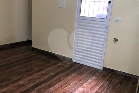 Casa à venda com 8 quartos no condomínio Quaresmeira, Suzano - SP
