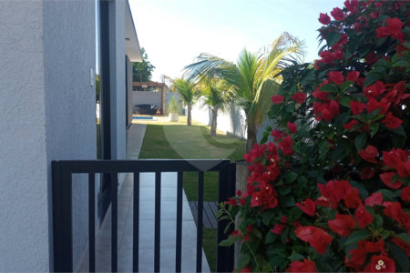 Casa à venda com 3 quartos, sendo 1 suíte,  no condomínio Village da Serra, Araçoiaba da Serra - SP