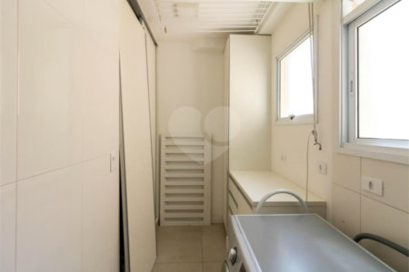 Apartamento à venda com 3 quartos, sendo 1 suíte, em Jardim Zaira, Guarulhos, SP