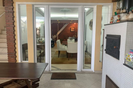 Casa à venda com 3 quartos, sendo 1 suíte, no condomínio Greenland, São Paulo - SP