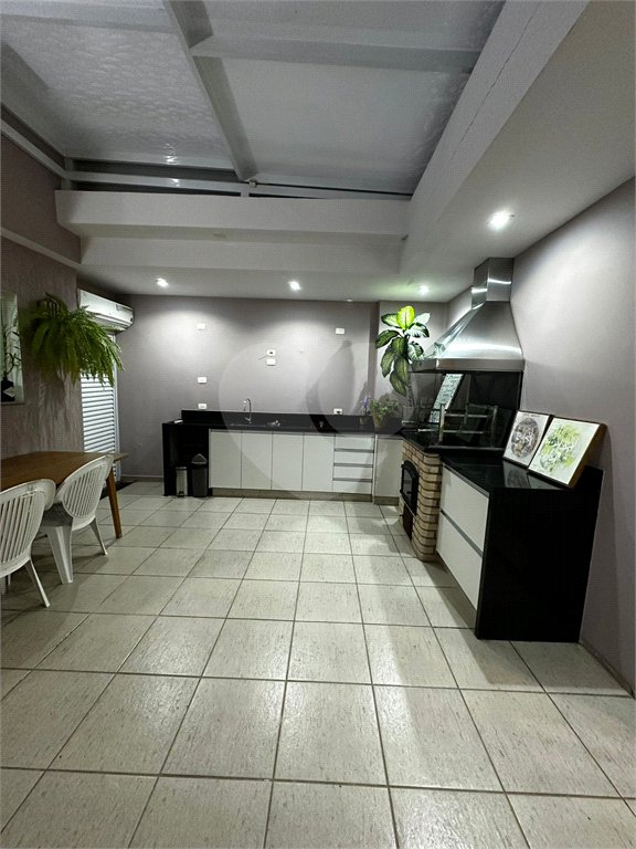 Sobrado à venda com 3 quartos, sendo 1 suíte, em Jardim da Saúde, São Paulo, SP