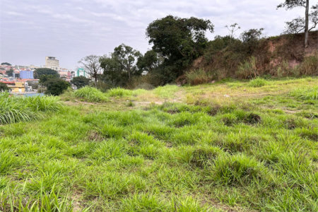 Terreno à venda em Vila Anchieta, Poá, SP