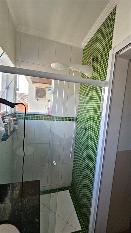 Sobrado à venda com 3 quartos, sendo 1 suíte,  em Residencial Colinas, Mogi das Cruzes, SP