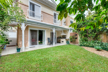 Casa à venda com 3 suítes no condomínio Villa Splendore, São Paulo - SP