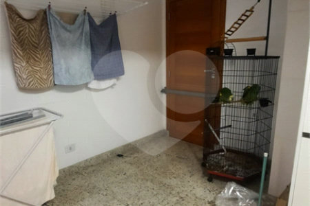 Casa à venda com 3 quartos, sendo 2 suítes,  em Vila Galvão, Guarulhos, SP