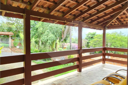 Chácara à venda com 3 quartos, sendo 1 suíte, em Jardim Buru, Salto, SP