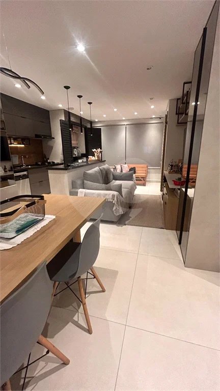 Apartamento à venda com 2 quartos, sendo 1 suíte, em Brás, São Paulo, SP