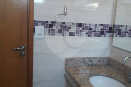 SOBRADO RESIDENCIAL EM EXCELENTE LOCALIZAÇÃO