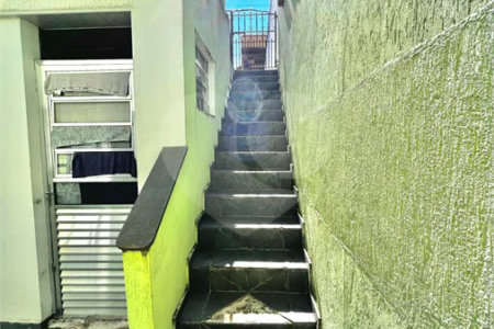 Casa com 2 quartos na Vila Brasileira em Mogi das Cruzes/SP