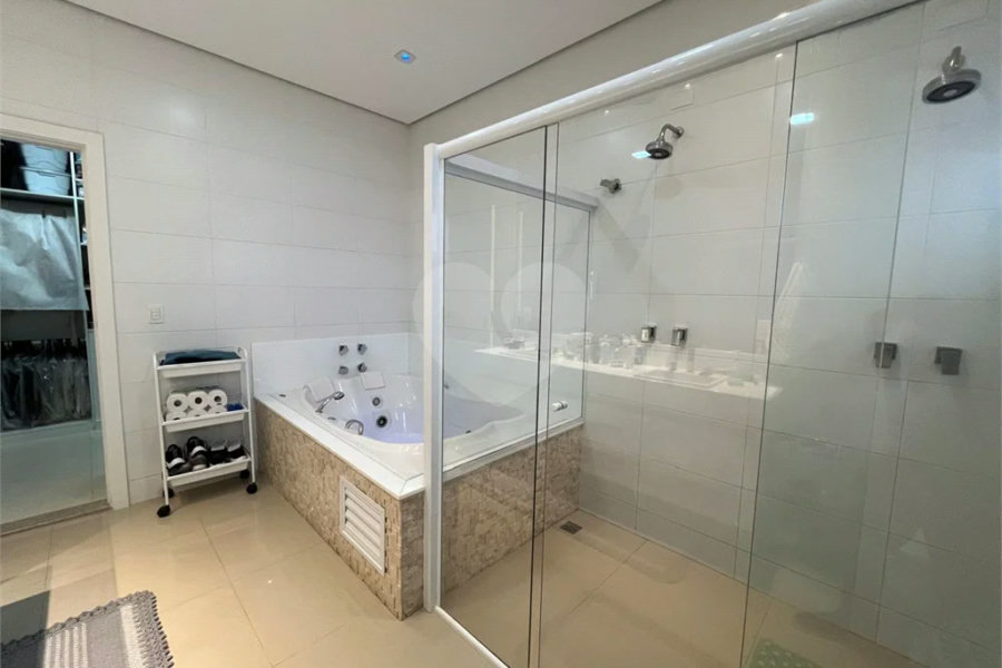 Excepcional Casa de 4 Suítes no Condomínio Monte Alegre em Piracicaba