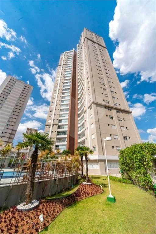 Apartamento na Mooca 3 suítes 108m² com 2 vagas, repleto de área de lazer.