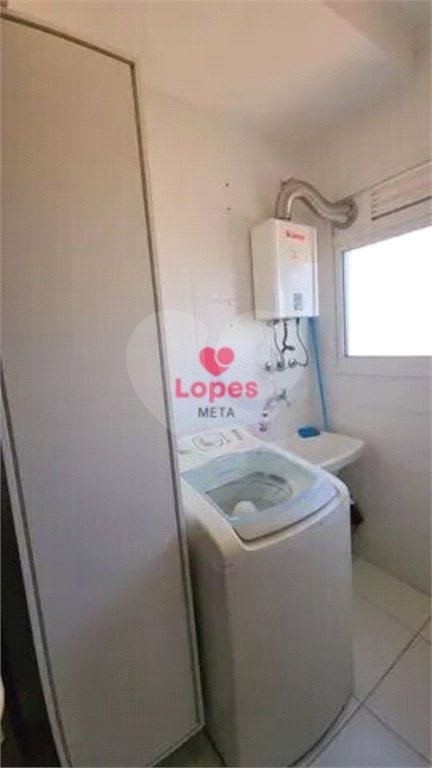 Apartamento à venda com 2 quartos, sendo 1 suíte,  em Jardim Veneza, São José dos Campos, SP