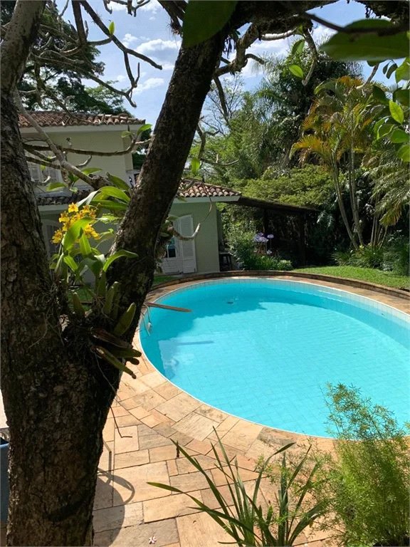 Sobrado à venda com 4 suítes em Fazenda Morumbi, São Paulo, SP