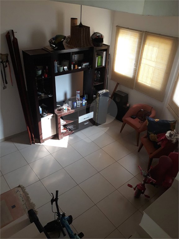 Casa à venda com 3 quartos, sendo 1 suíte, em Vila Capuava, Valinhos, SP