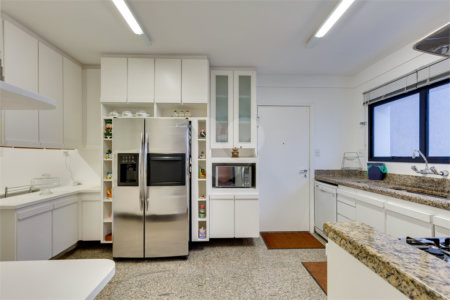 Apartamento à venda ou para alugar com 4 suítes em Alto da Boa Vista, São Paulo, SP