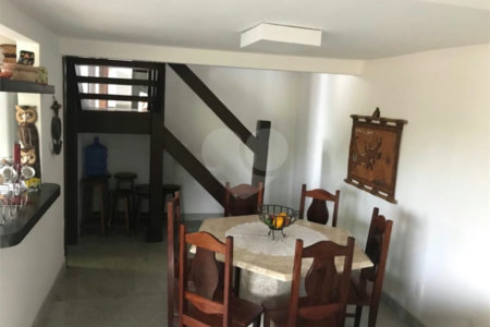 Casa à venda com 5 suítes em Alto de Búzios, Armação dos Búzios, RJ