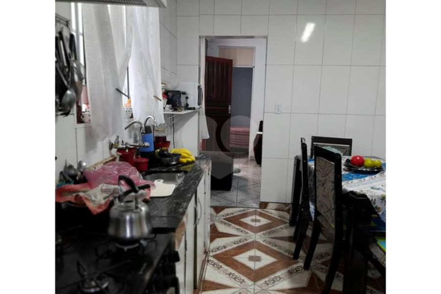 Casa à venda com 2 quartos no condomínio Benvinda Catarina de Jesus, São Paulo - SP