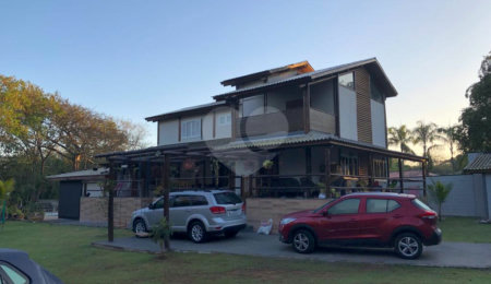 Casa à venda com 6 quartos, sendo 4 suítes,  no condomínio Acmti - Colinas do Mosteiro, Terras de Itaici e Recanto dos Pássaros, Indaiatuba - SP