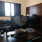 Apartamento à venda com 4 quartos, sendo 1 suíte,  em Vila Ipojuca, São Paulo, SP