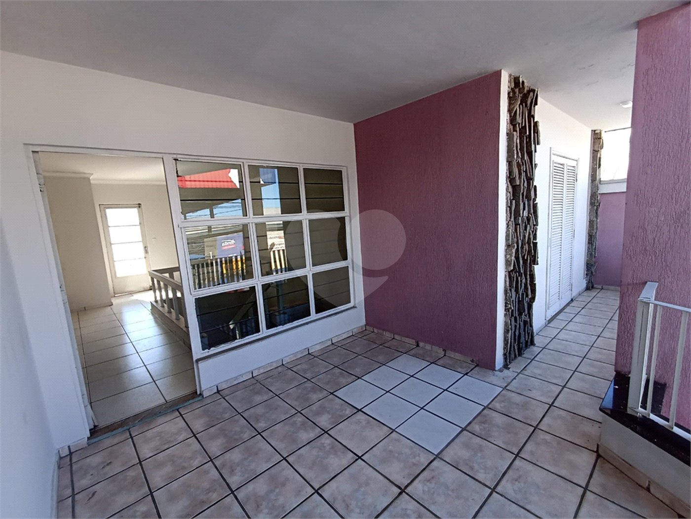 Casa à venda ou para alugar com 3 quartos, sendo 1 suíte, no Centro, Itapetininga, SP