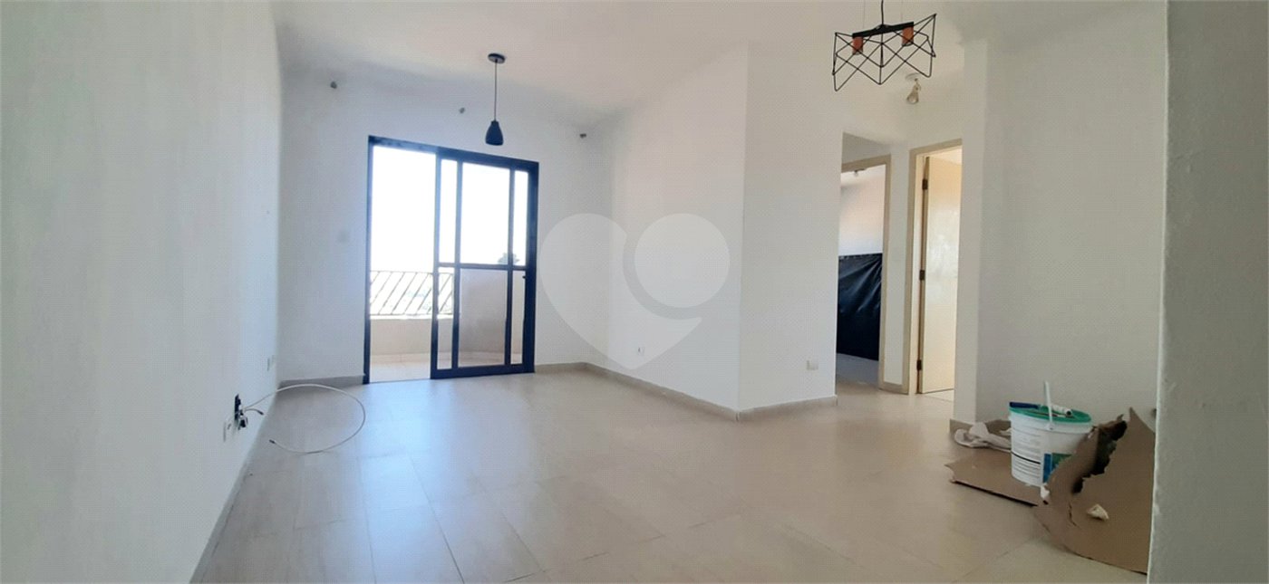 Apartamento à venda com 2 quartos em Vila Romero, São Paulo, SP