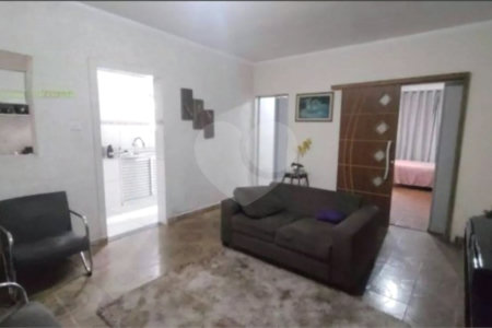 Casa à venda com 2 quartos, sendo 1 suíte, em Cidade Edson, Suzano, SP