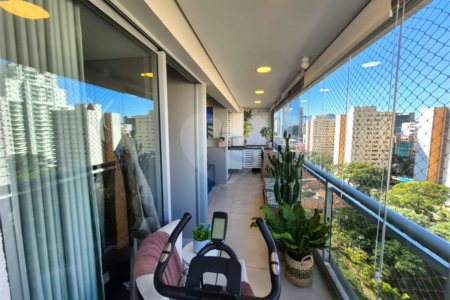 Apartamento à venda com 2 quartos, sendo 1 suíte, em Chácara Santo Antônio, São Paulo, SP