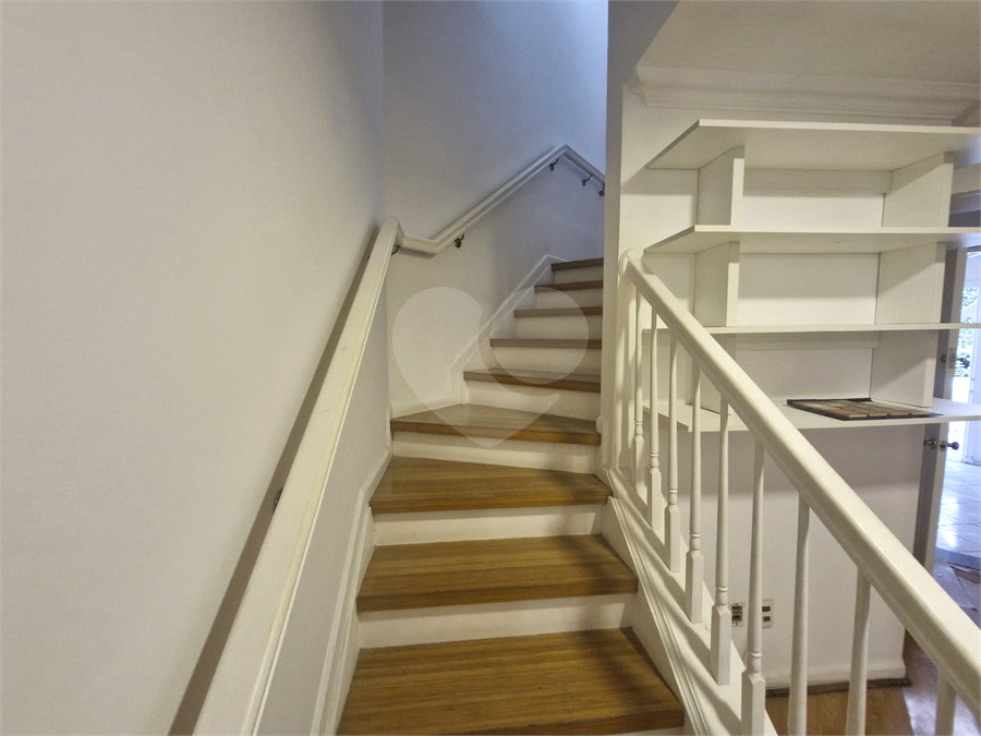 Casa para alugar com 4 quartos, sendo 2 suítes, no condomínio Fairmont, São Paulo - SP