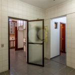 Casa à venda com 4 quartos, sendo 3 suítes,  no condomínio Vila das Flores, São Paulo - SP