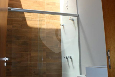 Casa à venda com 3 quartos, sendo 2 suítes, no condomínio Residencial Mantova, Indaiatuba - SP