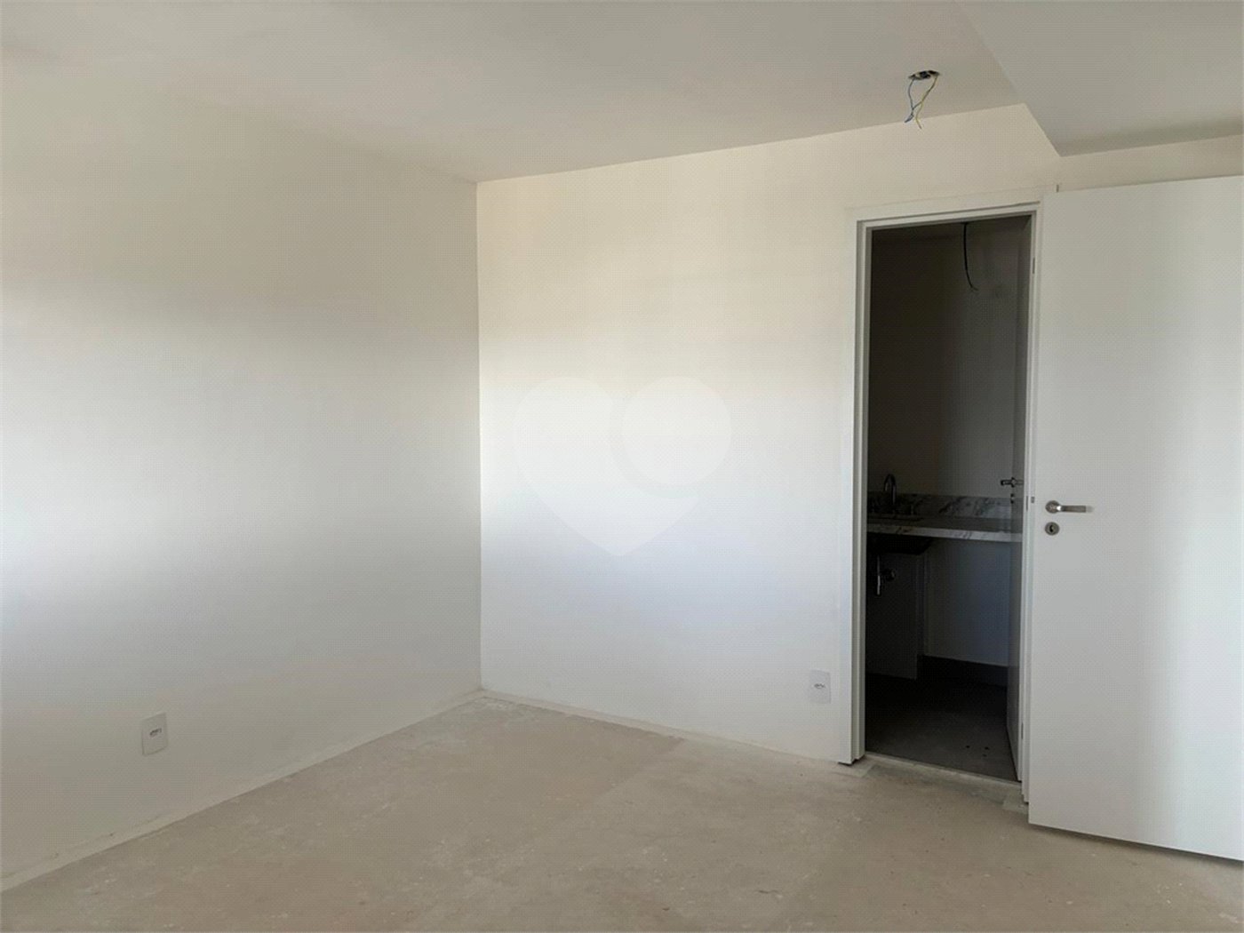 Apartamento à venda com 1 suíte em Vila Cordeiro, São Paulo, SP