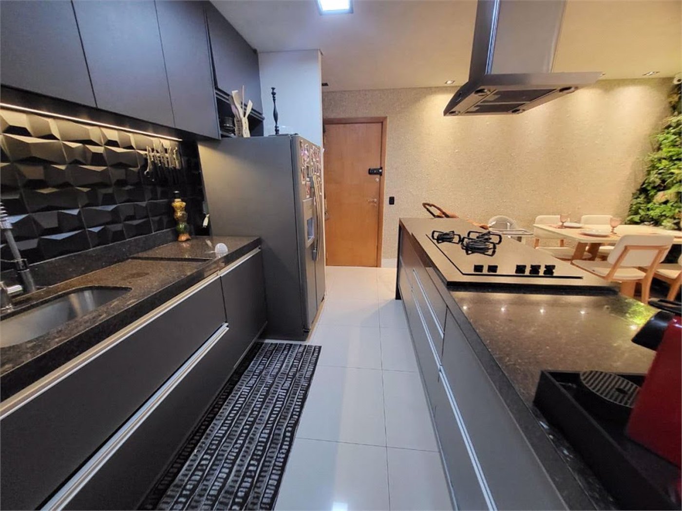 Apartamento Residencial à venda, Gonzaga, Santos - AP1097.