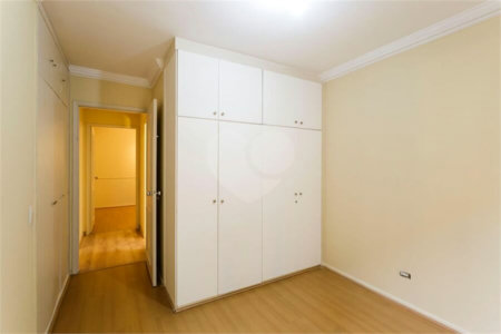 Apartamento à venda com 2 quartos, sendo 1 suíte, em Vila Uberabinha, São Paulo, SP
