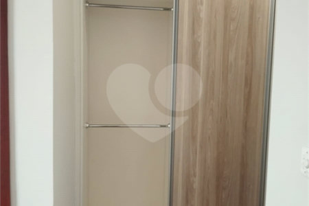 Casa à venda com 3 quartos, sendo 1 suíte,  no condomínio Vila Aracoara, Araraquara - SP