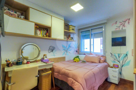 Apartamento à venda com 3 suítes em Vila Dom Pedro I, São Paulo, SP