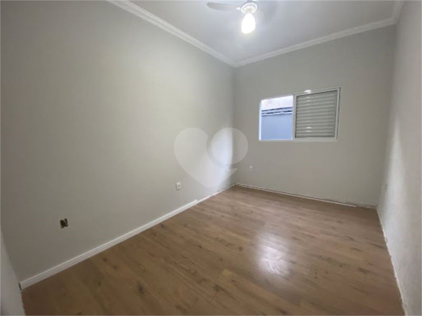 Casa à venda com 4 quartos, sendo 2 suítes,  em Jardim Santa Marta III, Salto, SP