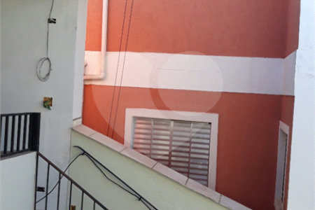 Sobrado à venda com 2 quartos, sendo 1 suíte, em Vila Dalila, São Paulo, SP