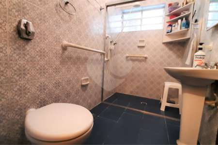 Casa Térrea à venda com 4 quartos, sendo 2 suítes, em Santo Amaro, São Paulo, SP
